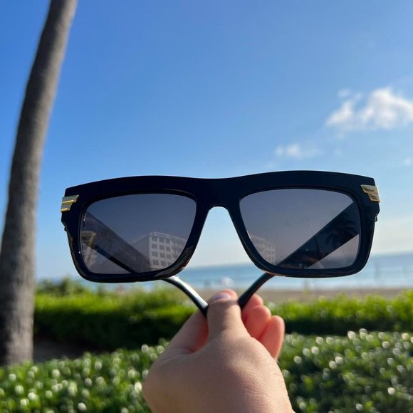 Bottega Veneta Women's Sunglasses - Picture 2 of 4